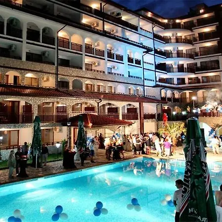 Апартамент Menada In Amphora Apartments