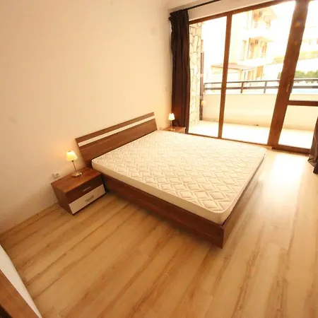 Menada In Amphora Apartments
